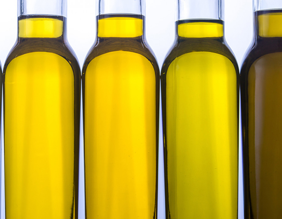 Aceiteolivabotellas 123rf 4567