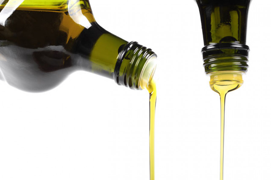 Aceitebotellas123rf 4008