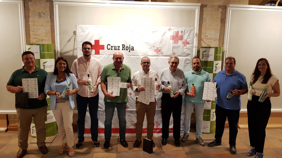Present Oro solidario cruz roja dipujaen oleo150622