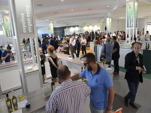 Expoliva21 salonAOVEs oleo2 310123