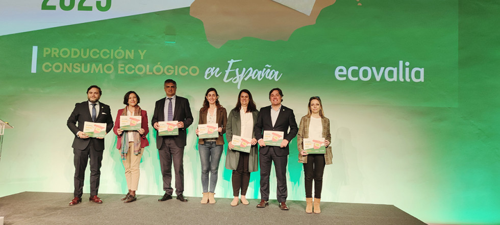 Foto Informe Anual 2023 ecovalia oleo 230323