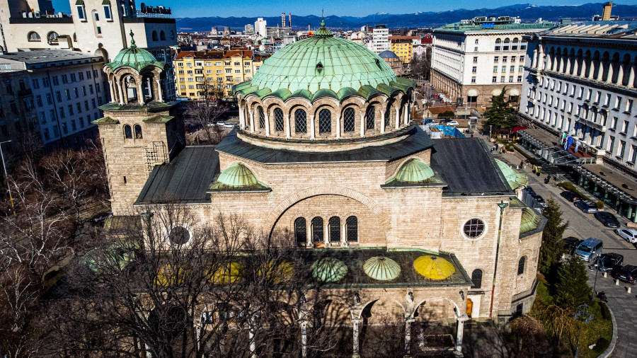 Sofia aceite pexels lubomir vladikov oleo 280423