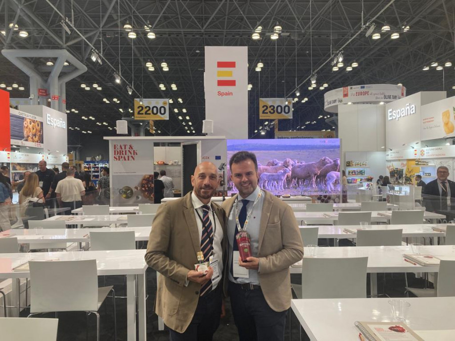 Monteoliva  summer  fancy food NYC oleo280623