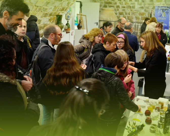Puertas abiertas centroOyA aceite de oliva oleo051223