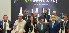 Entrega distintivos Jaén Selección 2024 oleo290124