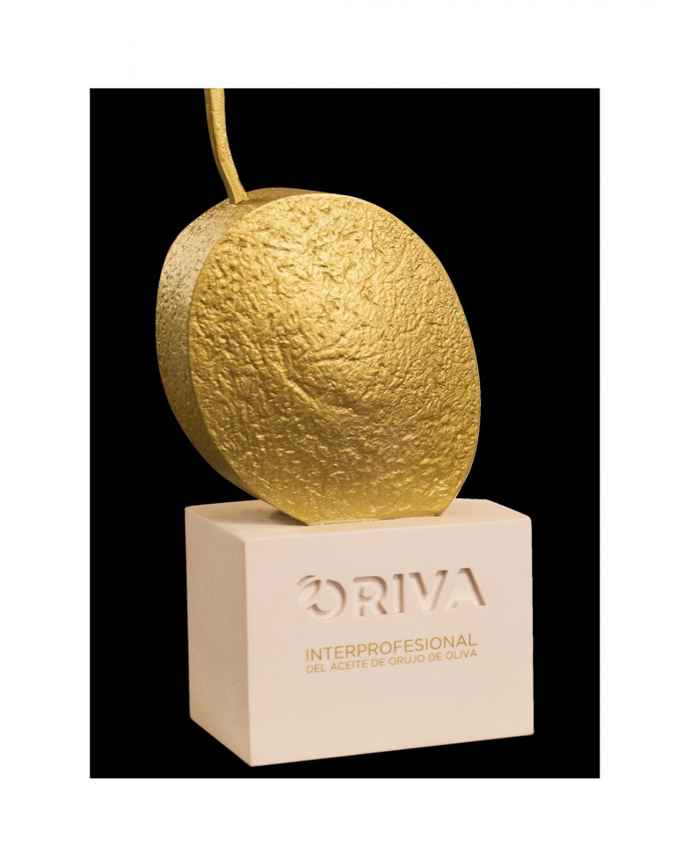 Premios comunicacion ORIVA galardon oleo200525