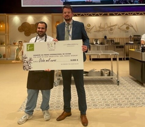 Ganador del Concurso de cocina con aove24 oleo270525