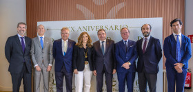 Asociados de GPO y Ministro Luis Planas oleo270625