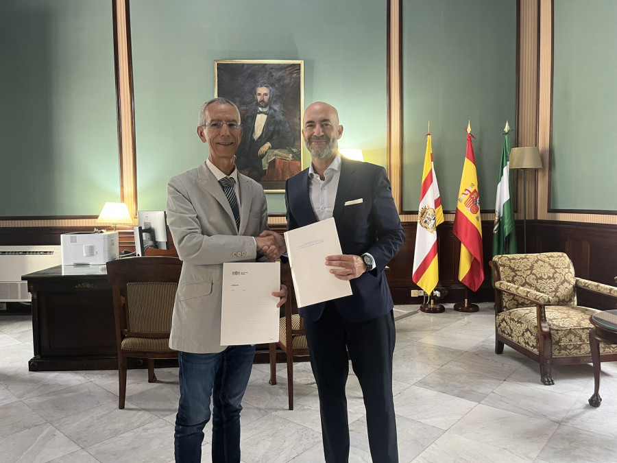 Acuerdo FJRG y Ayto Utrera  oleo210725